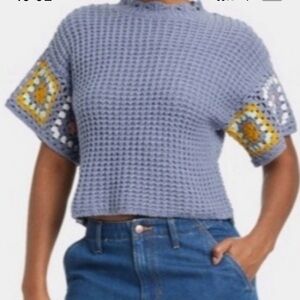 Universal Thread Purple Crocheted Short Sleeved Top Size Small